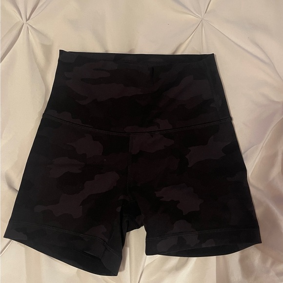 Lululemon Align High-Rise Short - Picture 1 of 2